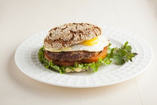 Hamburguesa con huevo