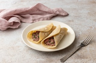 Tortilla with bean hummus