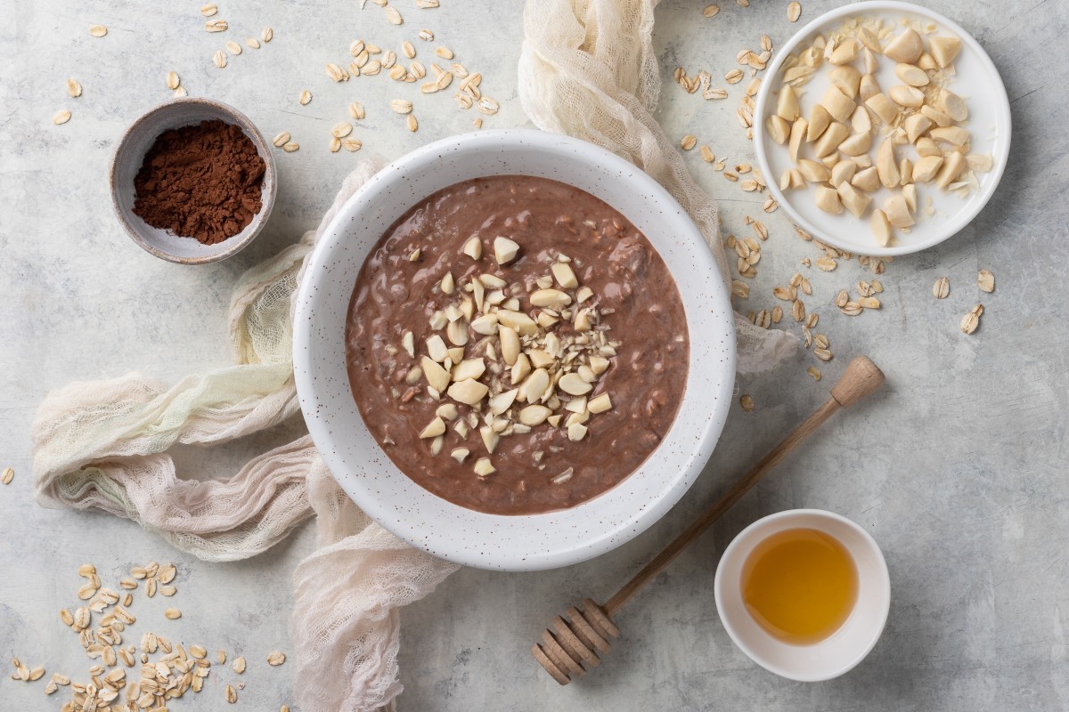 Havermout met cacao en amandelen