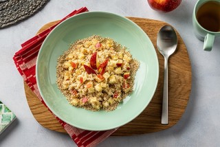 Gachas de avena con sésamo y manzana