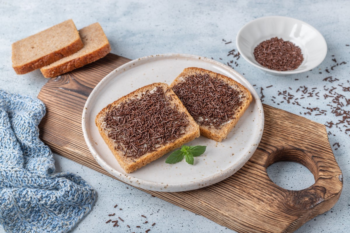 Pane con burro e cioccolato