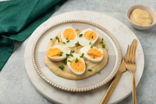 Eieren in mosterdsaus