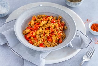 Nudeln mit Paprika und Ingwer