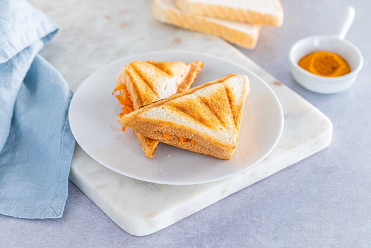 Tosti met kaas en wortel