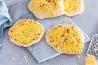 Platbrood met kaas