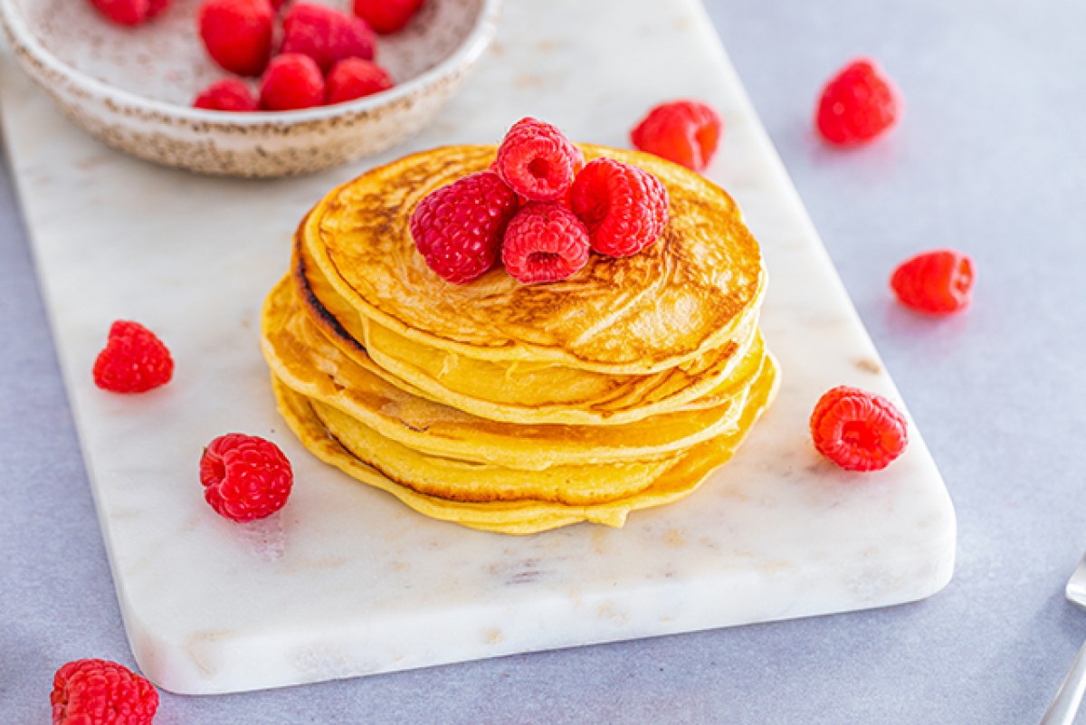 Fluffige Quarkpfannkuchen mit Himbeeren