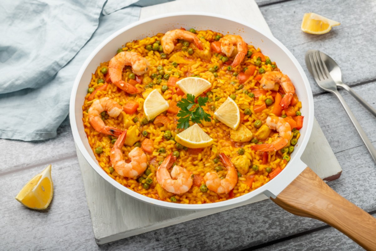 Chicken and shrimp paella