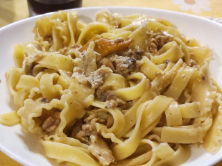 Fettuccine ai Funghi Porcini in Bianco